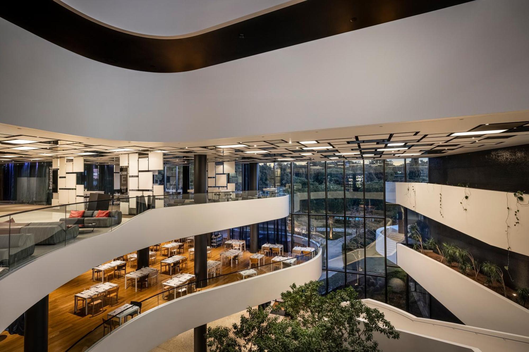 Lone Hotel By Maistra Collection Ровин Екстериор снимка The interior of the building