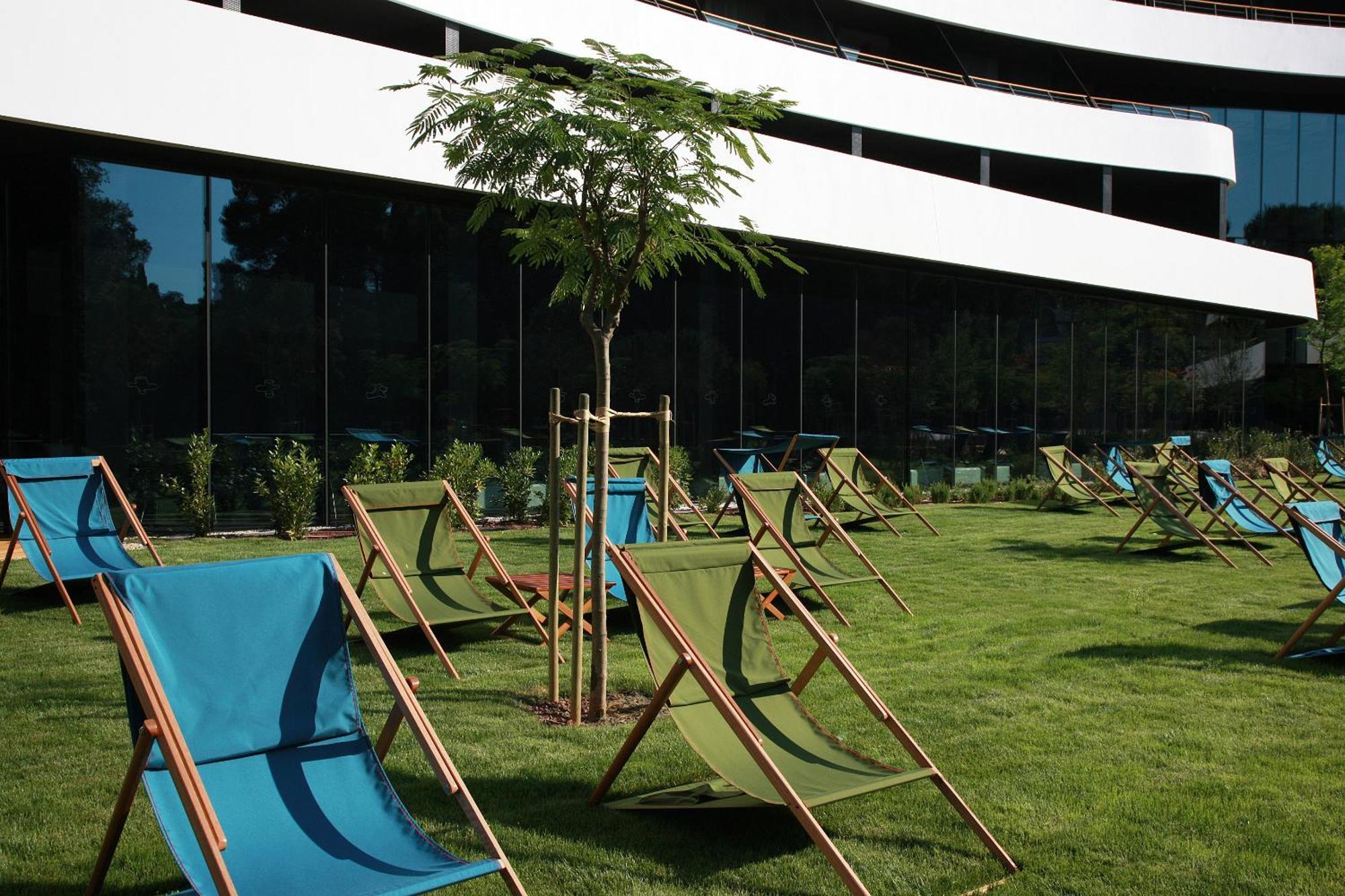 Lone Hotel By Maistra Collection Ровин Екстериор снимка The garden